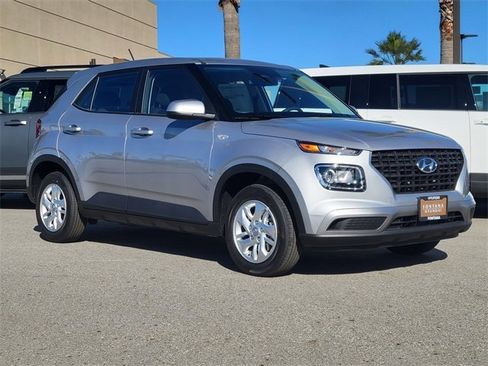 New 2026 Hyundai Venue SE image 25