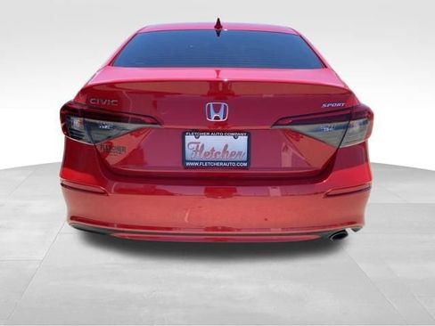 Used 2024 Honda Civic Sport image 3