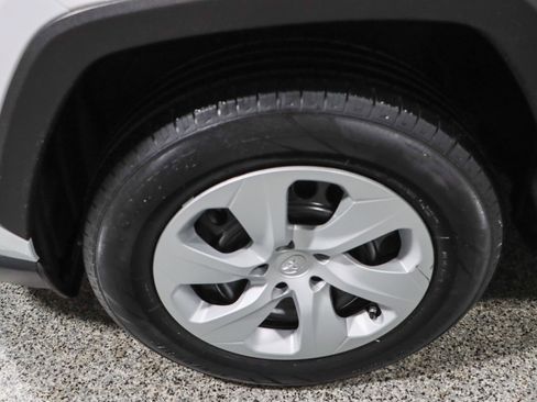 Used 2024 Toyota RAV4 LE AWD/4WD image 11