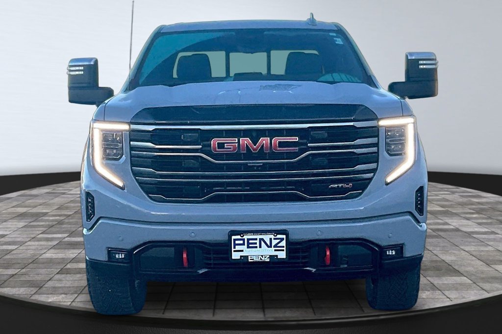 Used 2025 GMC Sierra 1500 AT4 w/ AT4 Premium Package AWD/4WD image 2
