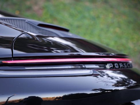 Used 2024 Porsche 911 GT3 image 12