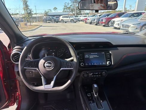 Used 2024 Nissan Kicks SR w/ SR Premium Package image 25
