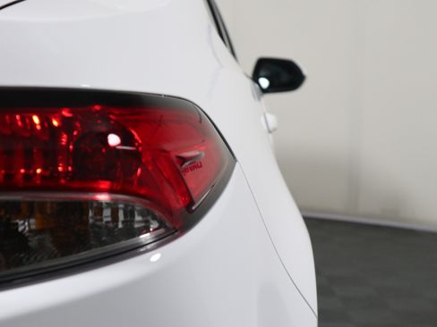 Used 2025 Toyota Corolla LE FWD image 6