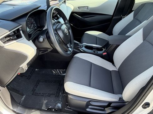 Certified 2025 Toyota Corolla LE FWD image 26