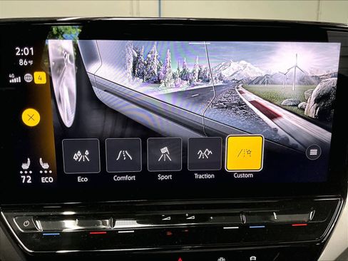 Used 2023 Volkswagen ID.4 Pro S image 38