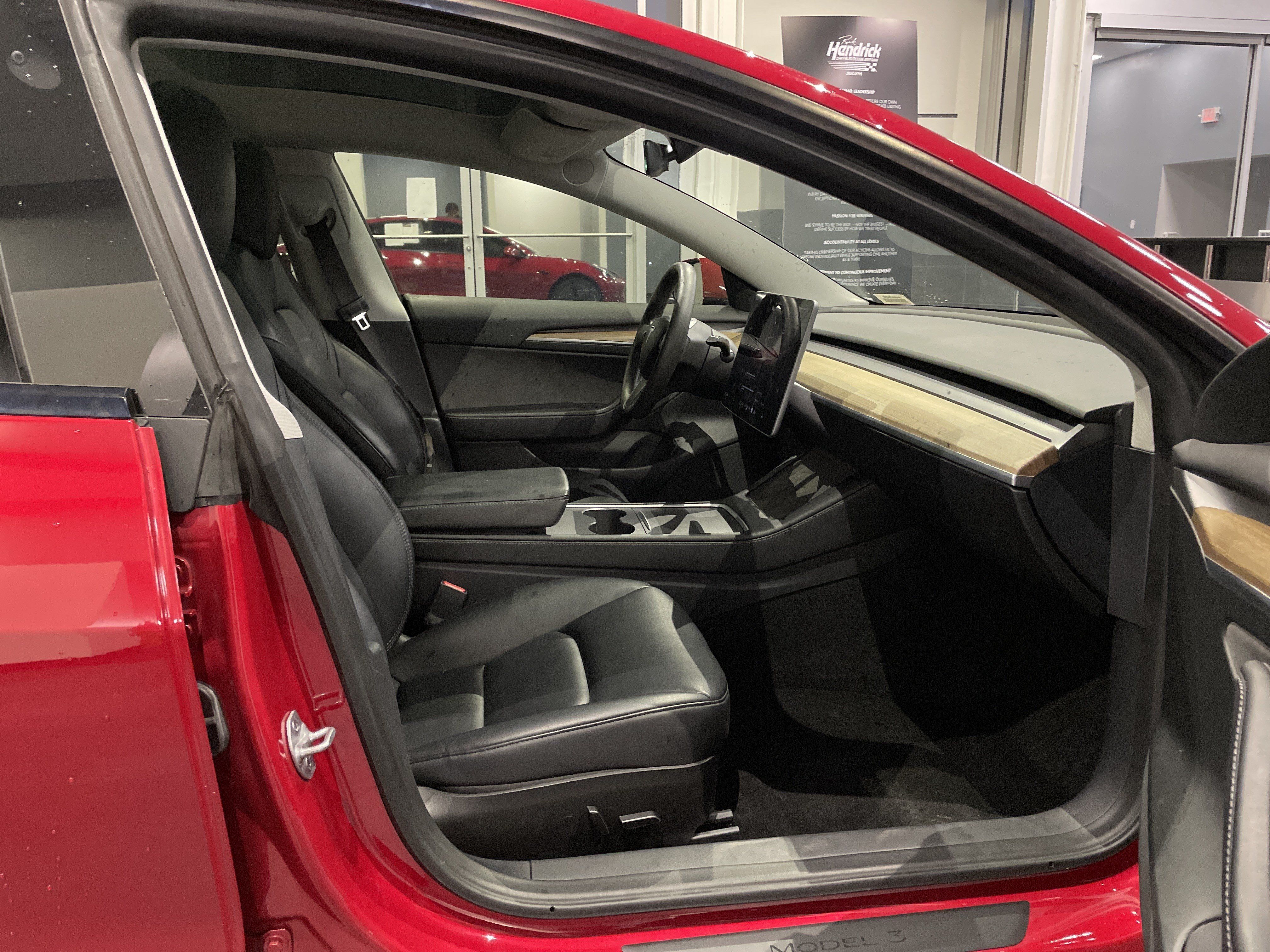 Used 2023 Tesla Model 3 Standard Range RWD image 35
