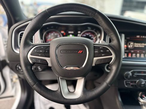 Used 2015 Dodge Charger R/T w/ Plus Group image 17