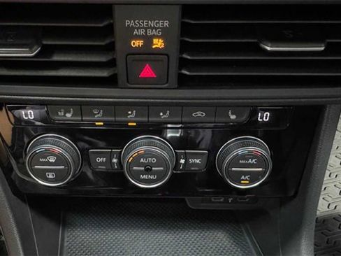 Used 2020 Volkswagen Jetta S image 29