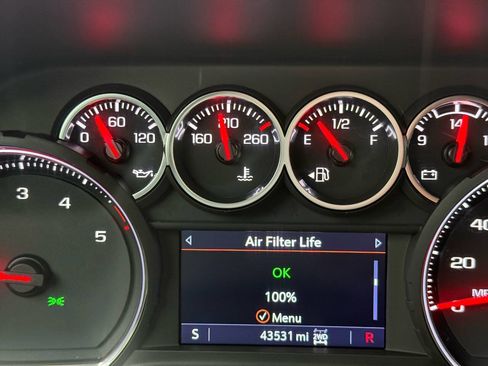 Used 2021 Chevrolet Silverado 2500 LT w/ Convenience Package image 72