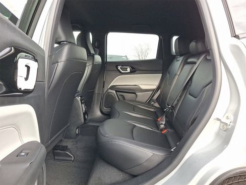New 2026 Jeep Compass Limited image 5