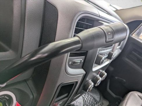 Used 2014 RAM 2500 Tradesman image 10