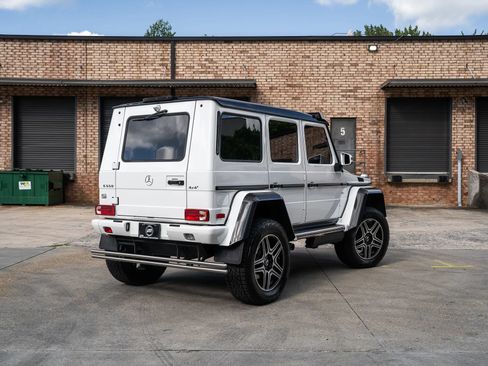Used 2017 Mercedes-Benz G 550 Squared image 2