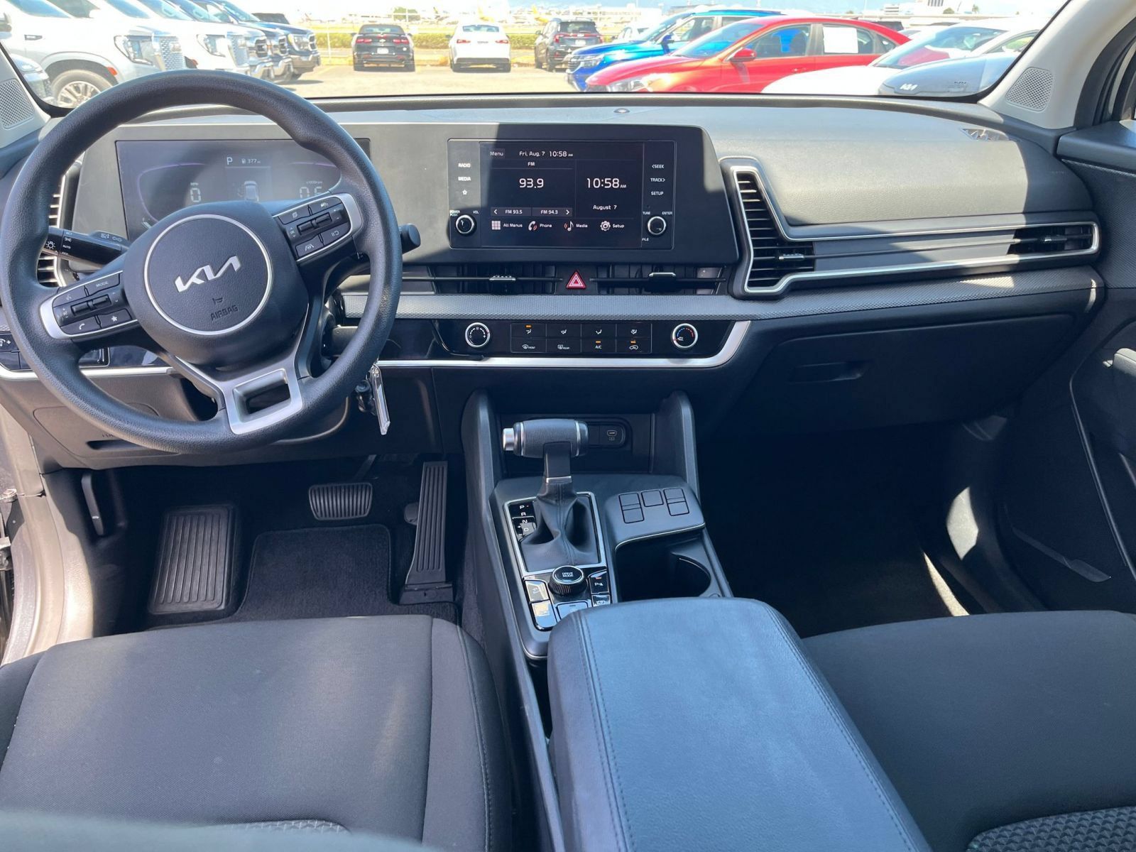 Used 2025 Kia Sportage LX FWD image 30