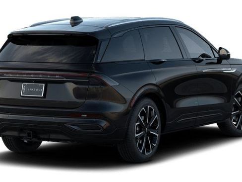 New 2026 Lincoln Nautilus Reserve image 25