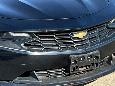 Used 2020 Chevrolet Camaro LT image 32