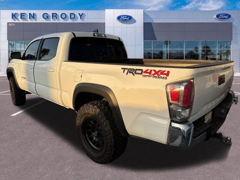 Used 2023 Toyota Tacoma TRD Off-Road AWD/4WD image 4