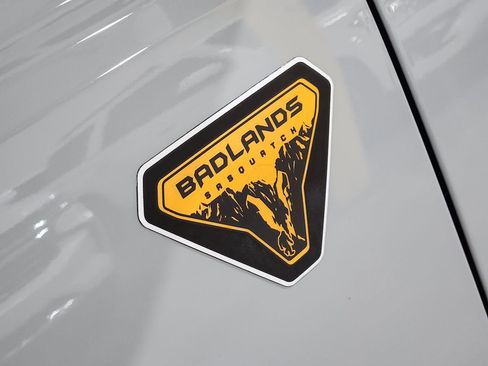 Used 2022 Ford Bronco Badlands w/ Sasquatch Package image 26