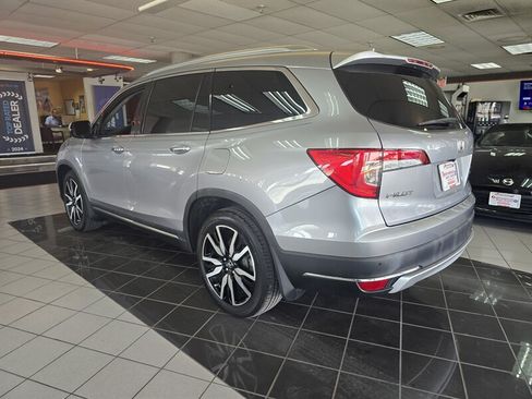 Used 2019 Honda Pilot Touring image 6