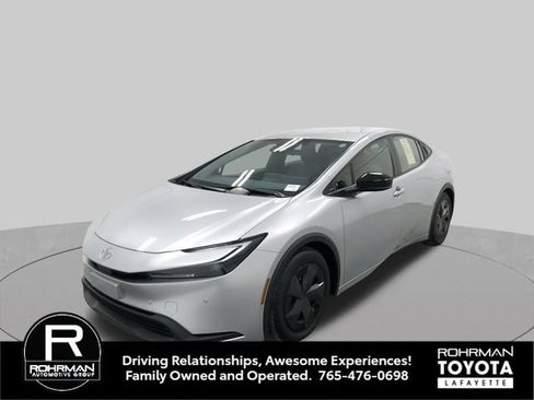 Used 2023 Toyota Prius LE FWD image 1