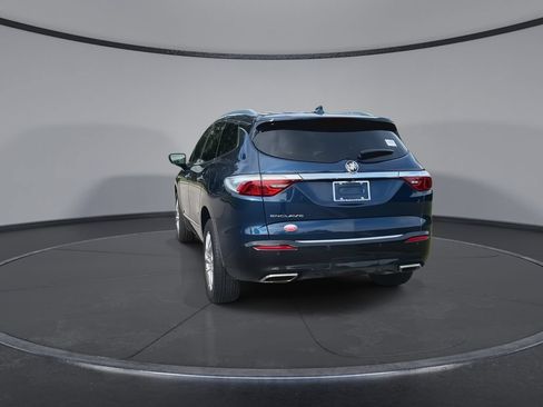 Used 2023 Buick Enclave Essence w/ Experience Buick Package FWD image 7