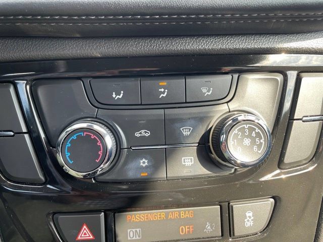 Used 2019 Buick Encore Preferred FWD image 19