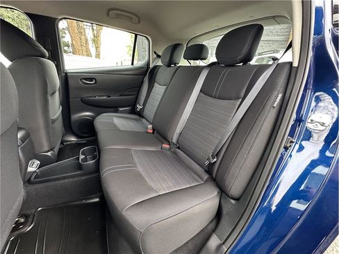 Used 2024 Nissan Leaf S FWD image 16