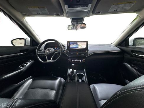 Used 2023 Nissan Altima 2.5 SL FWD image 14