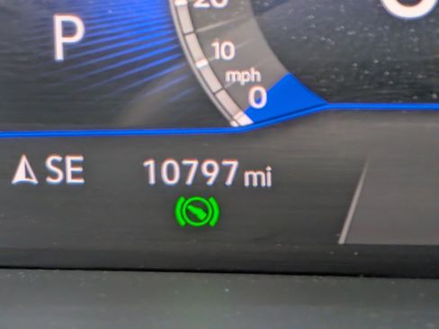 Used 2025 Volkswagen Jetta SE w/ Sunroof Package FWD image 25