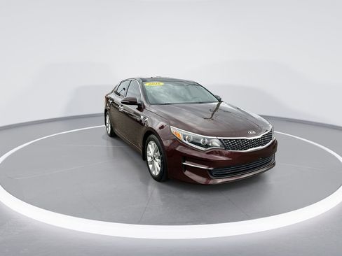 Used 2016 Kia Optima EX w/ Option Group 040 image 2