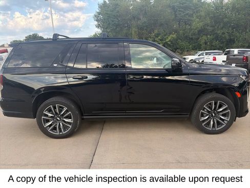Used 2023 Cadillac Escalade Sport Platinum AWD/4WD image 7