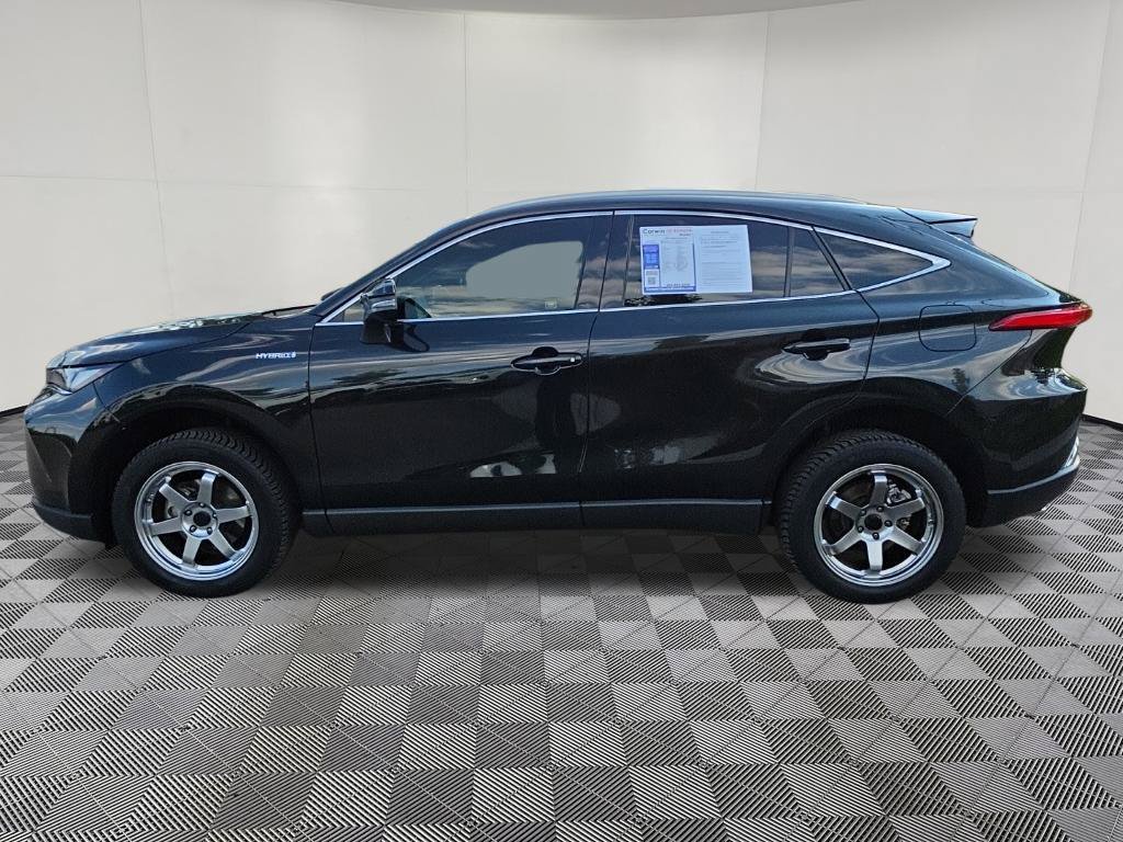 Used 2021 Toyota Venza XLE w/ Softex Package AWD/4WD image 6