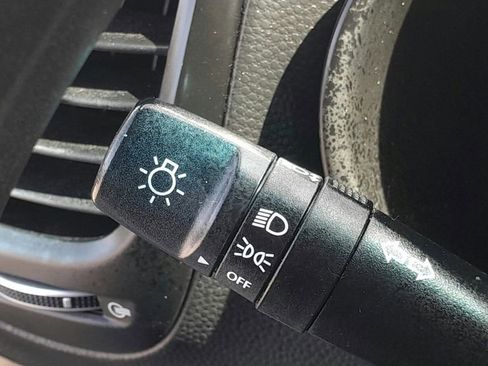 Used 2018 Kia Soul Base image 27