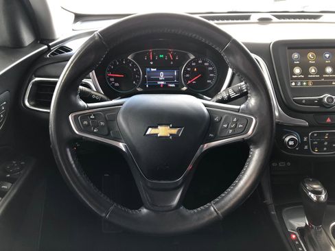 Used 2019 Chevrolet Equinox LT image 18