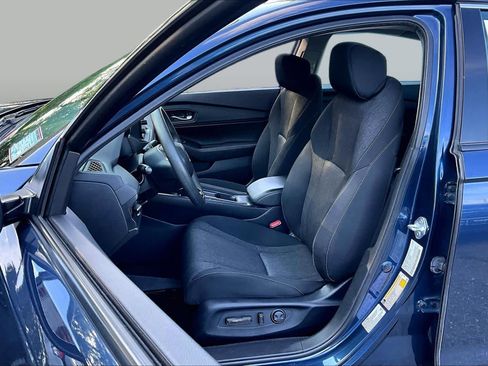 Used 2023 Honda Accord EX image 9