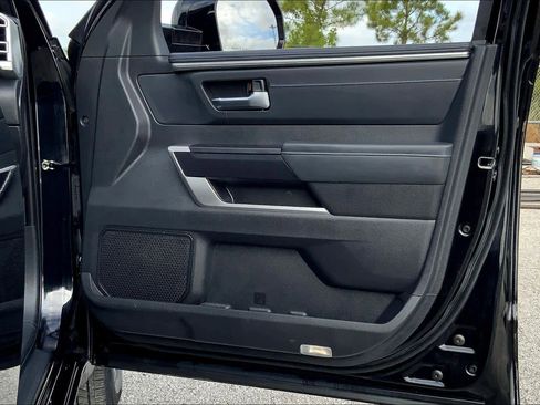 Used 2023 Toyota Tundra Platinum image 22