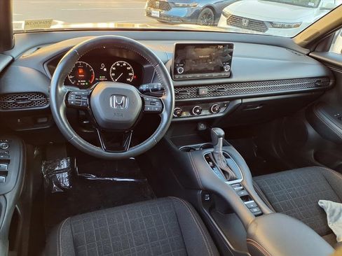 Used 2023 Honda HR-V Sport image 10