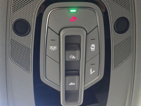 Certified 2025 Audi Q5 2.0T Premium Plus image 47