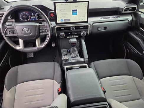 Used 2024 Toyota Tacoma TRD Sport image 15