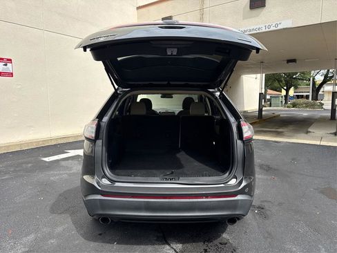 Used 2016 Ford Edge SE image 13