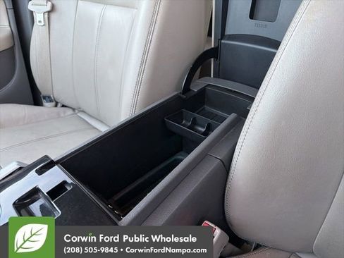 Used 2013 Ford Edge Limited image 21