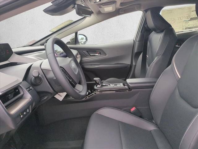 New 2027 Toyota Prius Limited FWD image 4