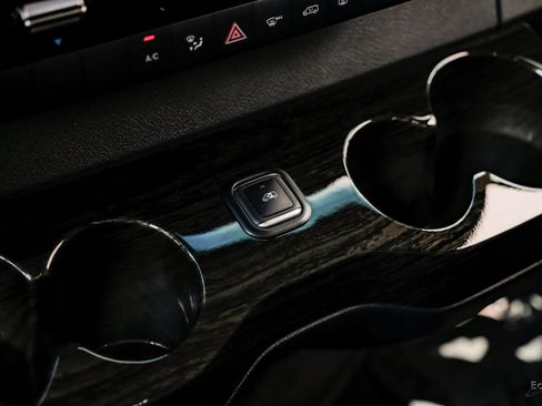 Used 2024 Mercedes-Benz Sprinter 3500 image 54