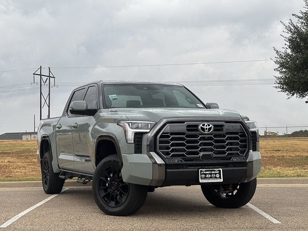 Used 2026 Toyota Tundra Platinum w/ TRD Off-Road Package AWD/4WD image 17