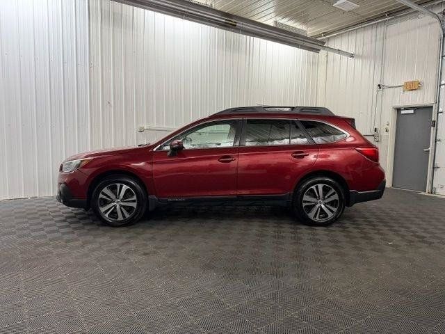 Used 2019 Subaru Outback 3.6R Limited AWD/4WD image 2