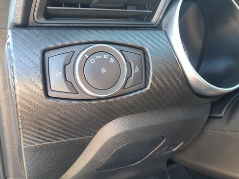 Used 2020 Ford Mustang Coupe RWD image 18