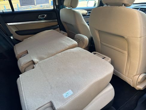 Used 2017 Ford Explorer 4WD image 33
