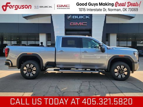 New 2026 GMC Sierra 2500 Denali w/ Denali Reserve Package AWD/4WD image 2