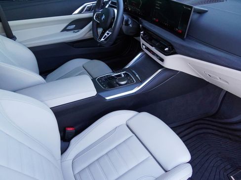 Certified 2026 BMW M440i Convertible image 10