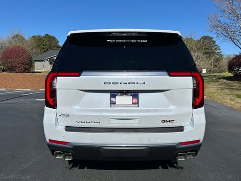 New 2026 GMC Yukon XL Denali w/ Denali Reserve Package image 24