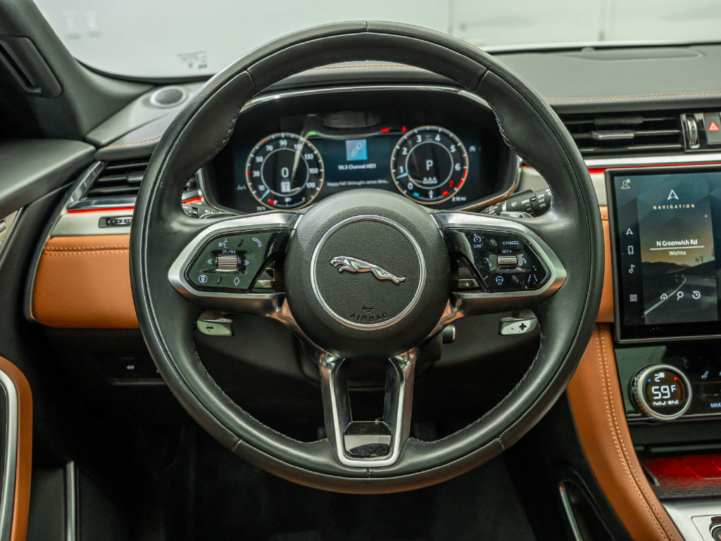Used 2025 Jaguar F-PACE R-Dynamic S AWD/4WD image 38